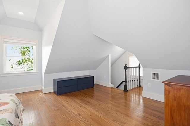 77 South St 3, Boston, MA 02130