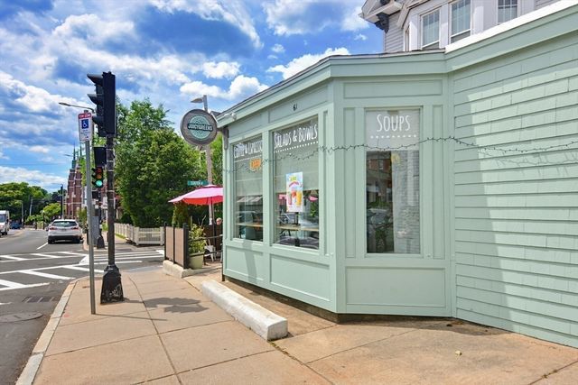 77 South St 3, Boston, MA 02130