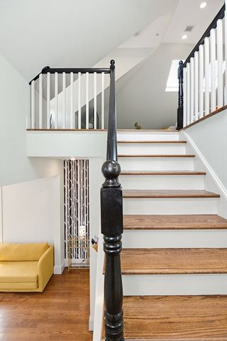 77 South St 3, Boston, MA 02130