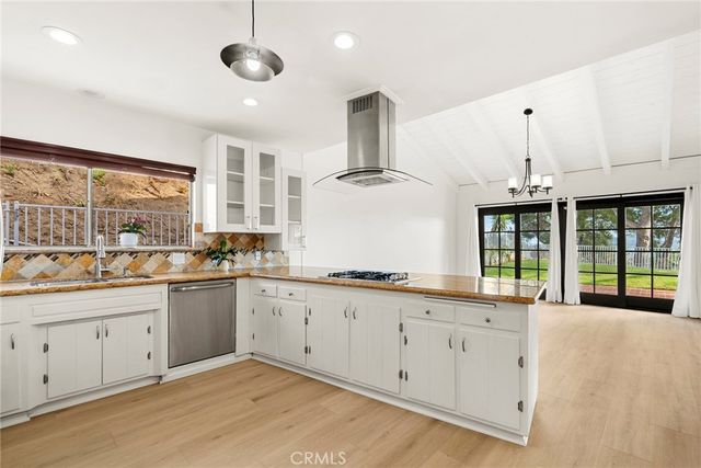 516 Venado Vista, La Canada Flintridge, CA 91011