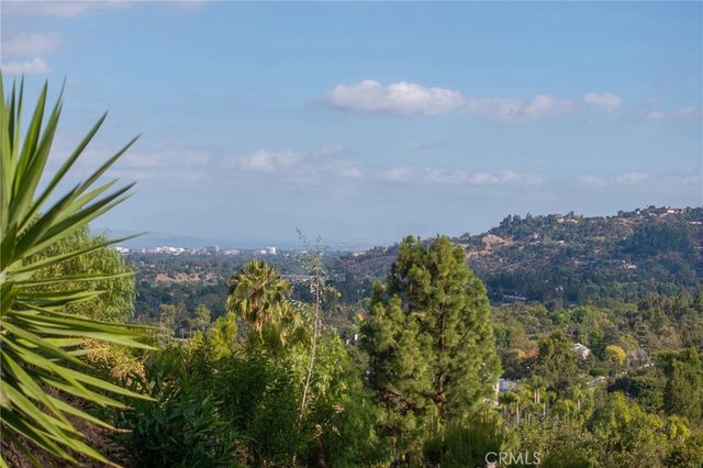 516 Venado Vista, La Canada Flintridge, CA 91011