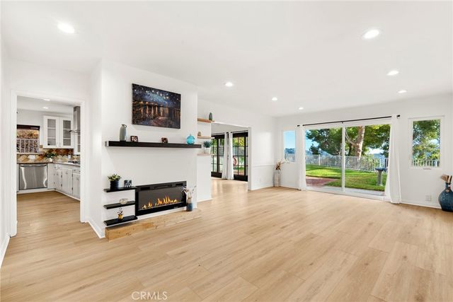 516 Venado Vista, La Canada Flintridge, CA 91011