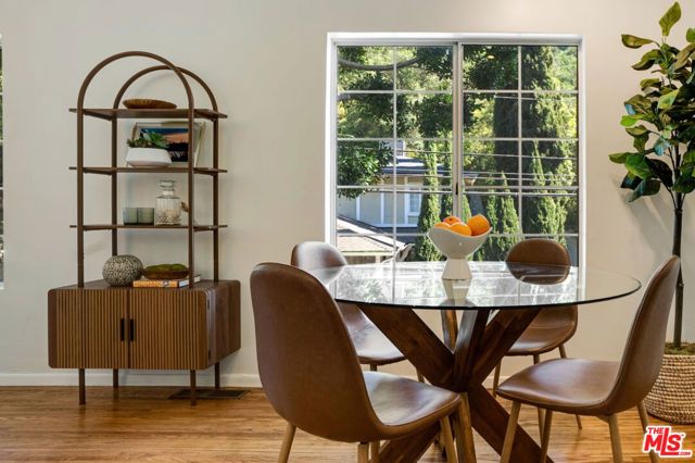 1115 N Beverly Glen Boulevard, Los Angeles, CA 90077