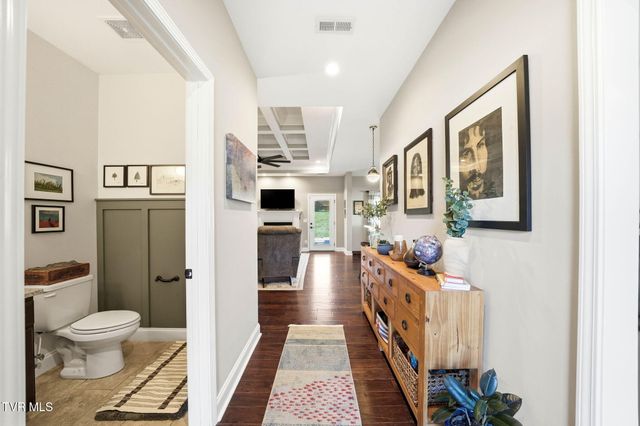 241 Laurel Canyon, Johnson City, TN 37615