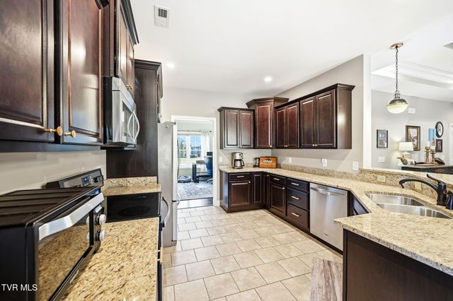 241 Laurel Canyon, Johnson City, TN 37615