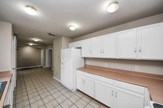 3211 Carmel Valley Drive, Missouri City, TX 77459