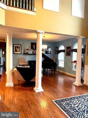 104 WILLOWBROOK CT, Swedesboro, NJ 08085