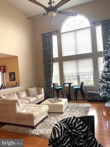 104 WILLOWBROOK CT, Swedesboro, NJ 08085