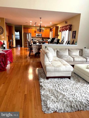 104 WILLOWBROOK CT, Swedesboro, NJ 08085