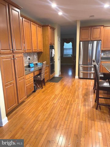 104 WILLOWBROOK CT, Swedesboro, NJ 08085