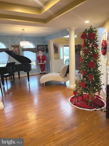 104 WILLOWBROOK CT, Swedesboro, NJ 08085