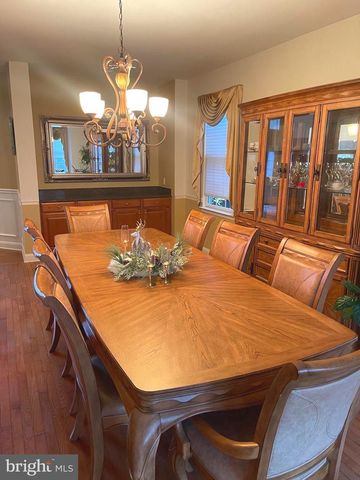 104 WILLOWBROOK CT, Swedesboro, NJ 08085