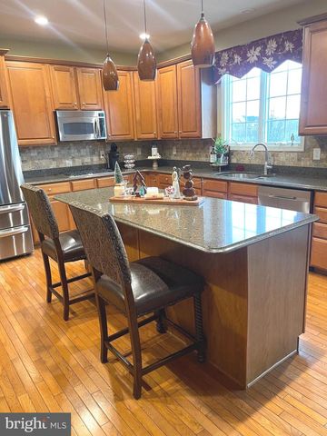 104 WILLOWBROOK CT, Swedesboro, NJ 08085