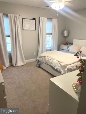 104 WILLOWBROOK CT, Swedesboro, NJ 08085