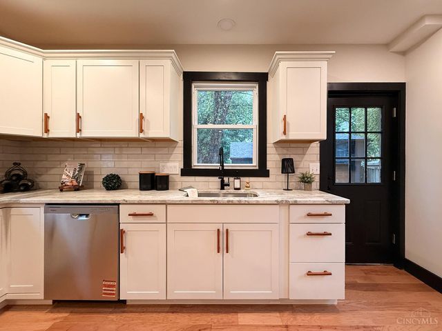 6724 Windward Street, Cincinnati, OH 45227