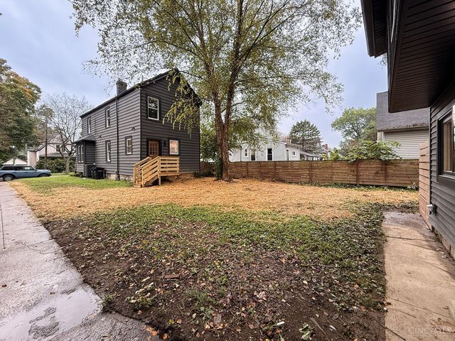 6724 Windward Street, Cincinnati, OH 45227