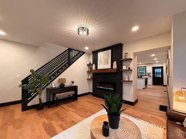 6724 Windward Street, Cincinnati, OH 45227