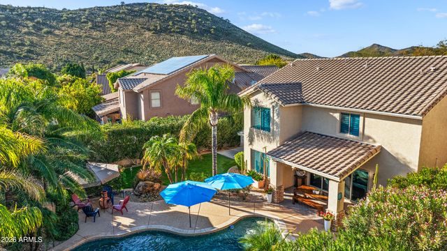 2045 E RUBY Lane, Phoenix, AZ 85024