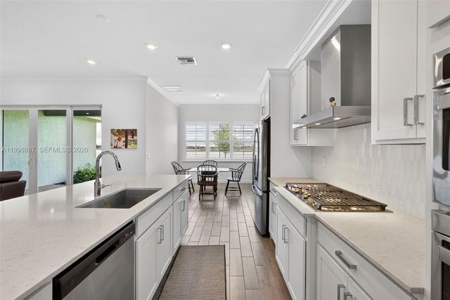 769 Hookline Circle, Loxahatchee, FL 33470