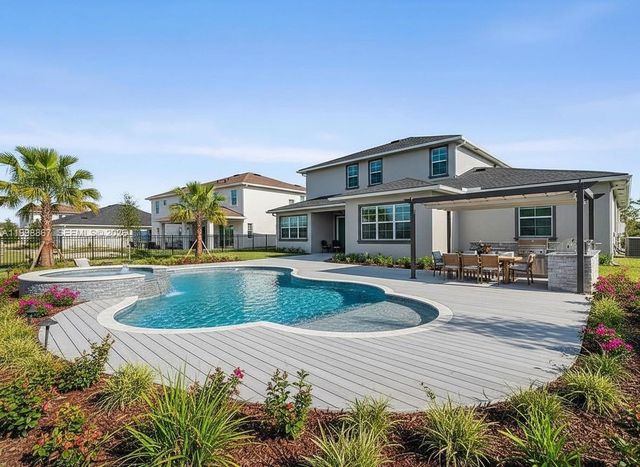 769 Hookline Circle, Loxahatchee, FL 33470