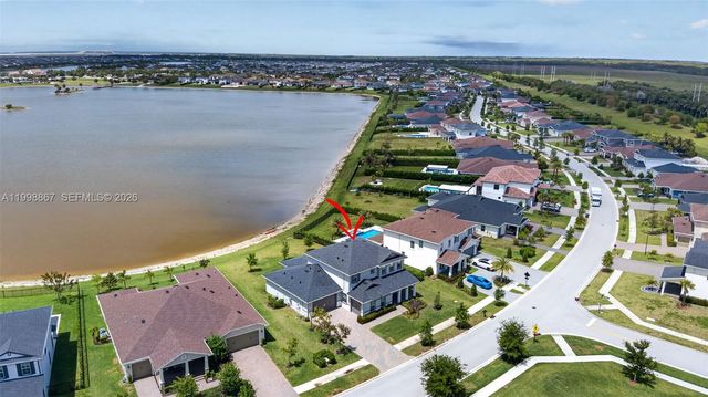 769 Hookline Circle, Loxahatchee, FL 33470