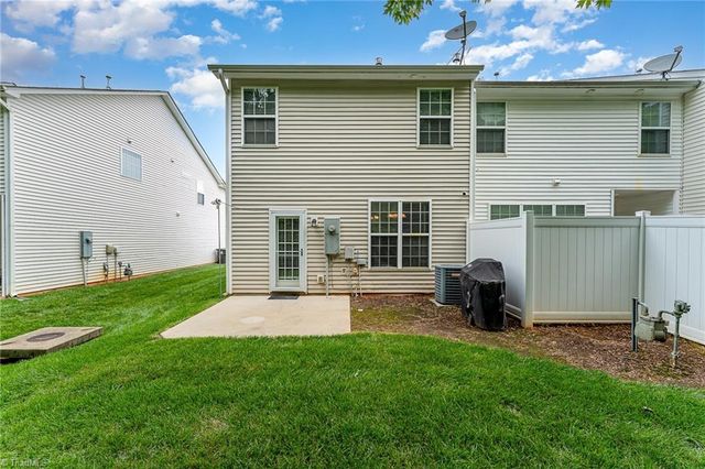 2305 Hartfield Circle, Winston-salem, NC 27103