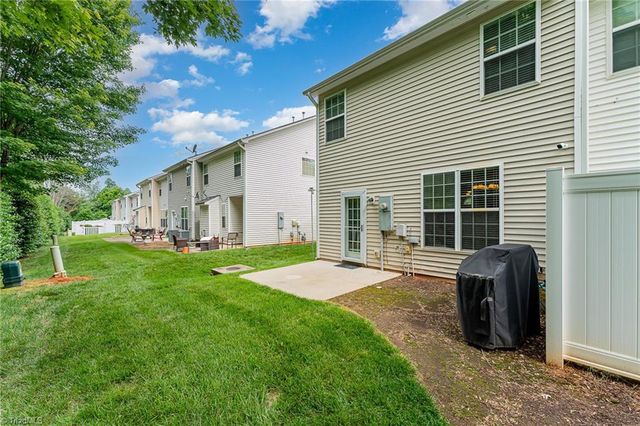 2305 Hartfield Circle, Winston-salem, NC 27103