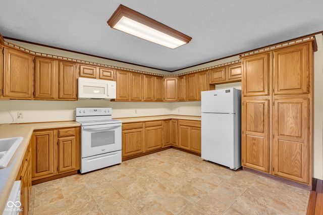 7556 W County Road 350 S, Greencastle, IN 46135
