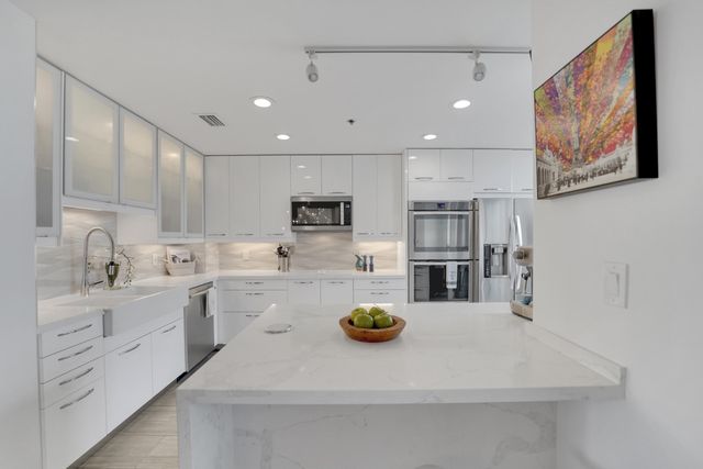 4114 W Palm Aire Drive 146b, Pompano Beach, FL 33069