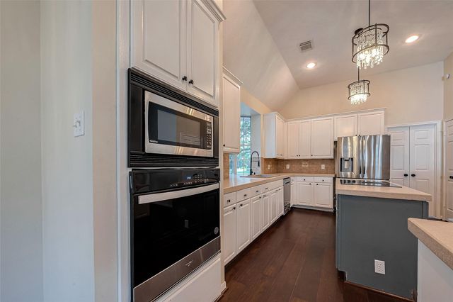 20819 Autumn Redwood Way, Cypress, TX 77433