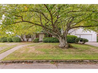 4225 Sw 51ST Pl, Portland, OR 97221