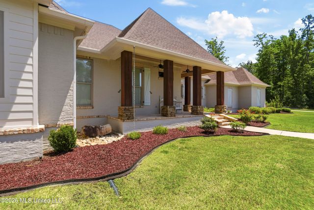 167 Dogwood Trace, Brandon, MS 39042