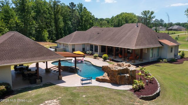 167 Dogwood Trace, Brandon, MS 39042
