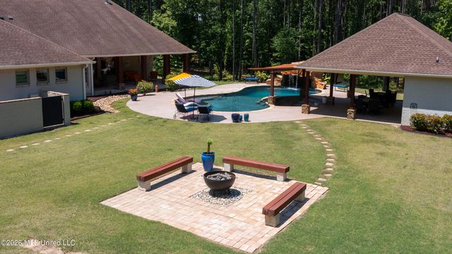 167 Dogwood Trace, Brandon, MS 39042