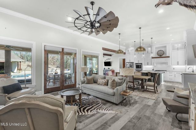 167 Dogwood Trace, Brandon, MS 39042