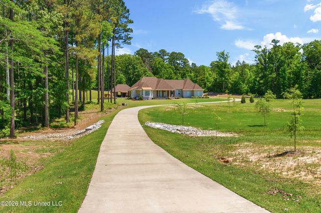 167 Dogwood Trace, Brandon, MS 39042