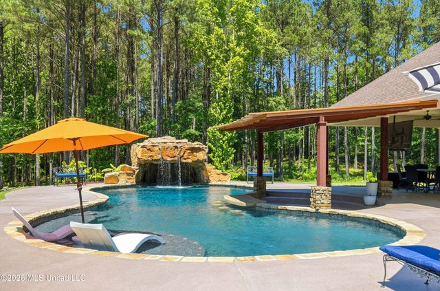 167 Dogwood Trace, Brandon, MS 39042