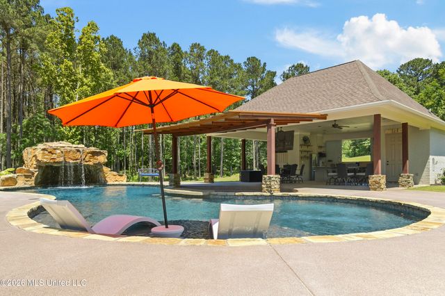 167 Dogwood Trace, Brandon, MS 39042