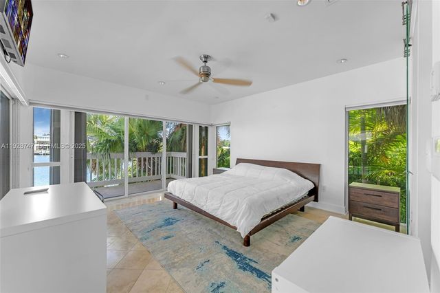 655 N Mashta Dr, Key Biscayne, FL 33149
