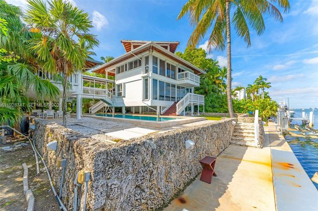 655 N Mashta Dr, Key Biscayne, FL 33149