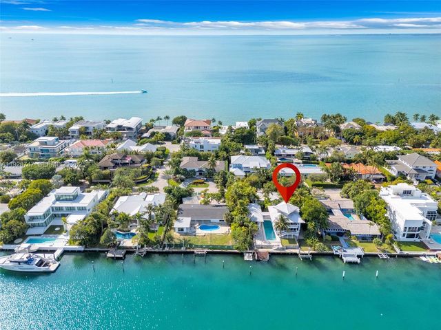 655 N Mashta Dr, Key Biscayne, FL 33149