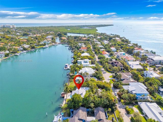 655 N Mashta Dr, Key Biscayne, FL 33149