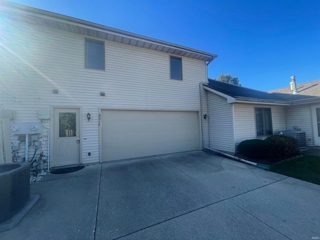 8012 Harrisburg Lane, Fort Wayne, IN 46835