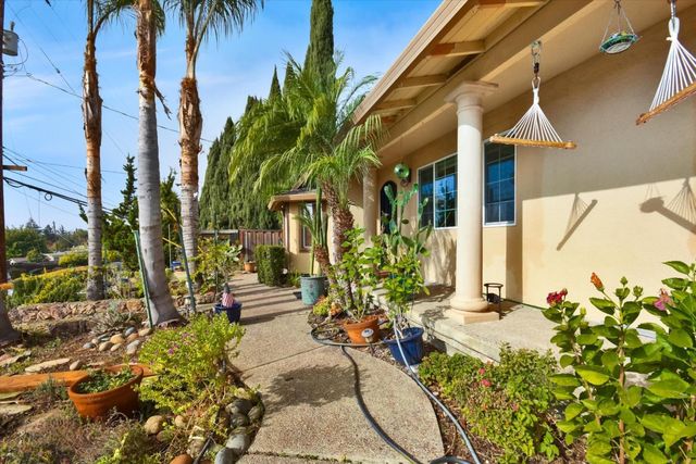 372 Fleming Avenue, San Jose, CA 95127