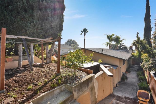 372 Fleming Avenue, San Jose, CA 95127