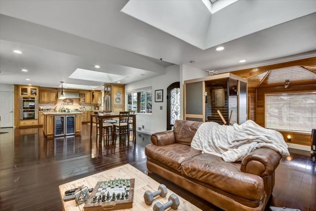 372 Fleming Avenue, San Jose, CA 95127