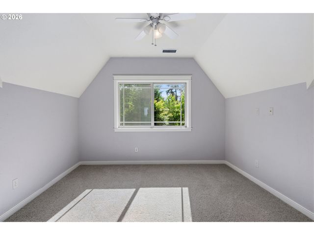 18885 Ne BUENA VISTA Dr, Dundee, OR 97115