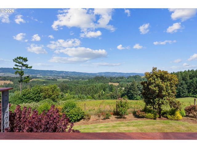18885 Ne BUENA VISTA Dr, Dundee, OR 97115