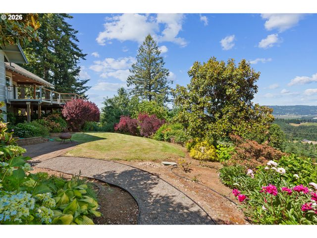 18885 Ne BUENA VISTA Dr, Dundee, OR 97115