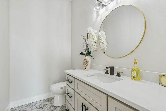 18251 Alderleaf Drive, Clive, IA 50325